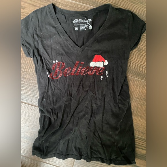Lot of Christmas Tees - Picture 4 of 6